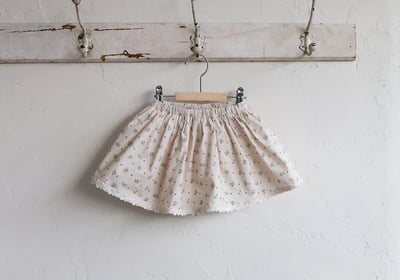 FLO40｜(75-140) 蕾絲翻領碎花褲裙3