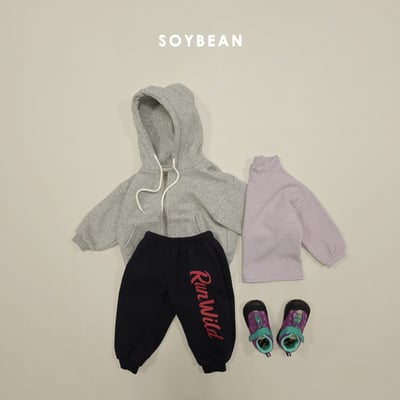 Soybean33｜(75cm-118cm) 英字印花休閒束口褲14