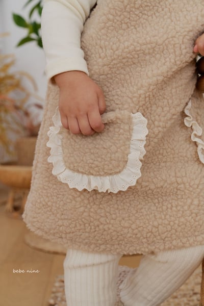 bebe nine38 (65cm-115cm) 2色蕾絲邊口袋吊帶洋裝8