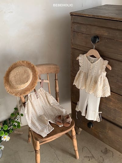 Bebe holic34｜(3m-18m) 花紋娃娃裝上衣9
