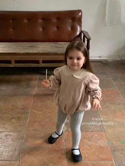 JE570｜(66-90cm) 簡約蕾絲領包屁衣20