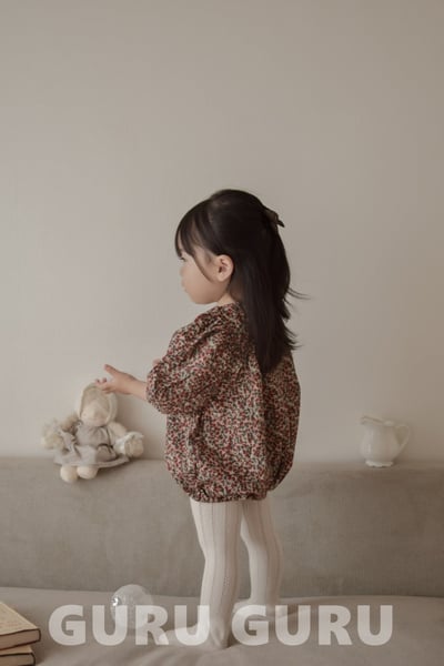 GURU GURU25｜(6m-24m) 2色滿版碎花包屁衣19