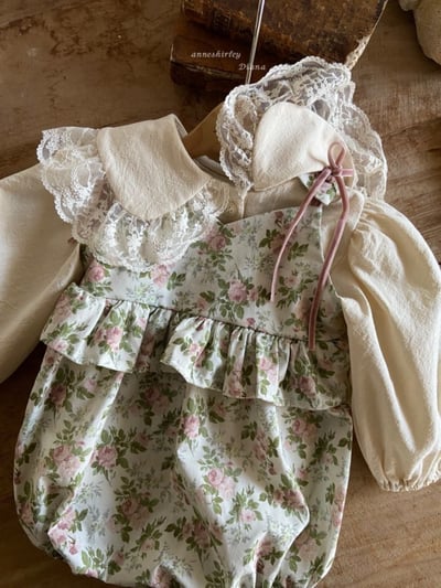 Anne Shirley11｜(3m-22m) 1色春日碎花綁帶包屁衣8