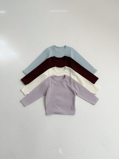 AT13｜(70-110) 素色後領刺繡長袖上衣1