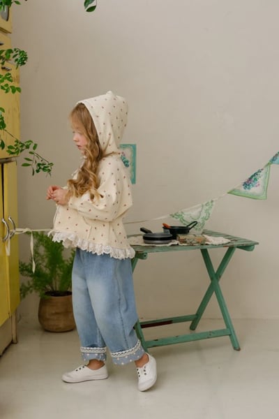 FLO15｜(75-140) 2色蕾絲碎花連帽外套18