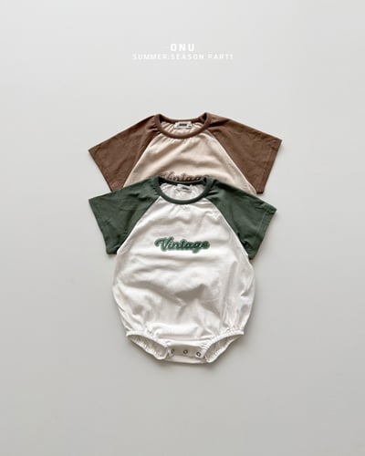 onu49｜(6m-12m) 撞色英字印花包屁衣1