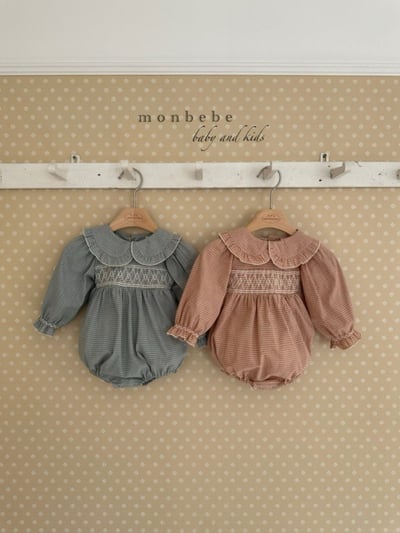 MONBEBE18｜(3m-24m) 細格紋荷葉領包屁衣1