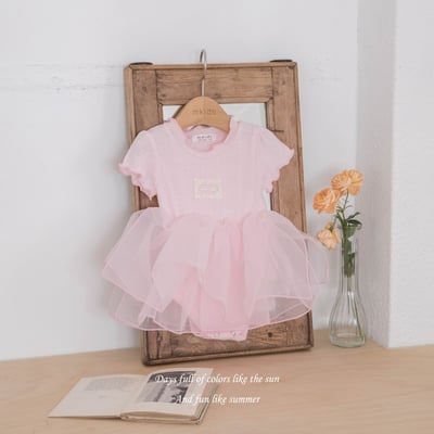 M-KIDS39｜(65-80cm) 捲邊薄紗包屁衣3