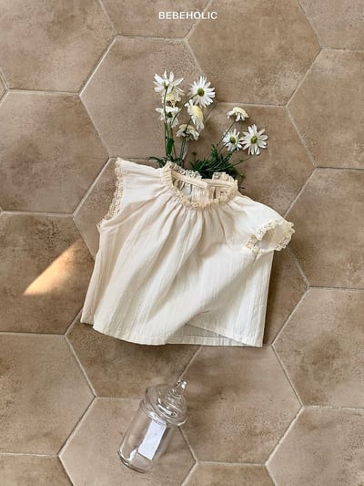 Bebe holic33｜(3m-18m) 蕾絲圓領邊上衣10