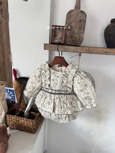 Marron 42｜(3m-18m) 法式花邊墨花包屁衣10