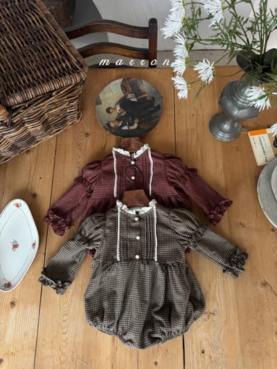 Marron 41｜(3m-18m) 法式蕾絲花邊格紋包屁衣5