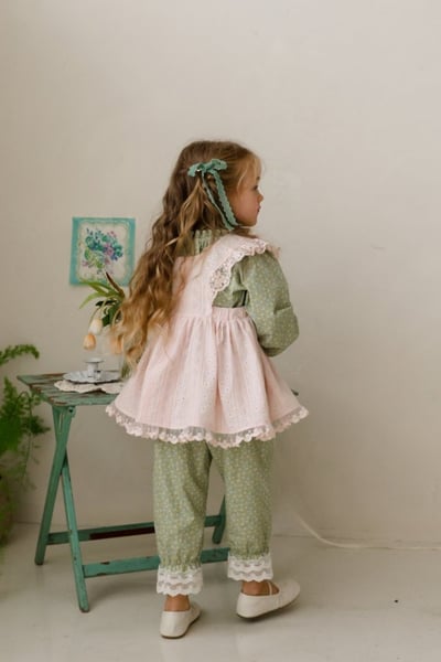 FLO26｜(75-140) 2色法式蕾絲拉鍊圍裙4