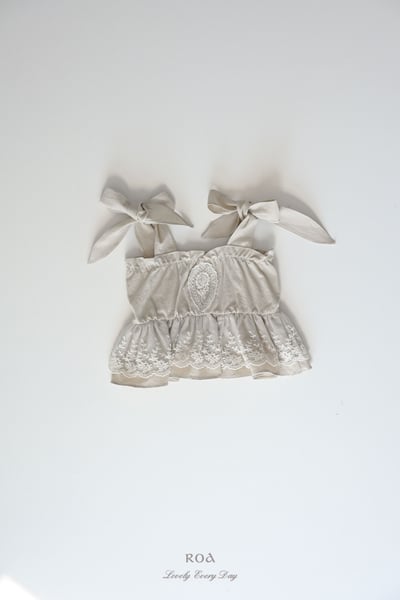 ROA16｜(6m-18m) 2色蕾絲荷葉波浪擺背心13