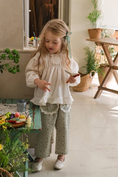 FLO39｜(75-140) 3色法式傘狀荷葉襯衫1