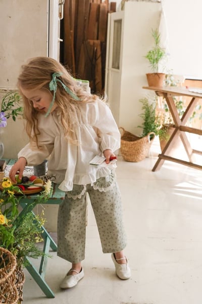 FLO52｜(75-140) 2色碎花蕾絲口袋直筒褲18