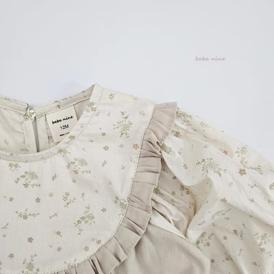 bebe nine28 (65-85) 2色拚色荷葉滾邊包屁衣13