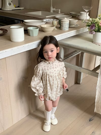 jenny bébé｜(66-90cm) 碎花褶皺立領包屁衣9