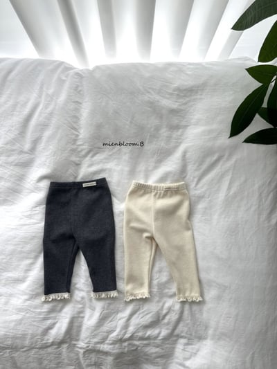 Bloom.b20｜(0m-24m/85cm-125cm) 天鵝絨蕾絲內搭褲2