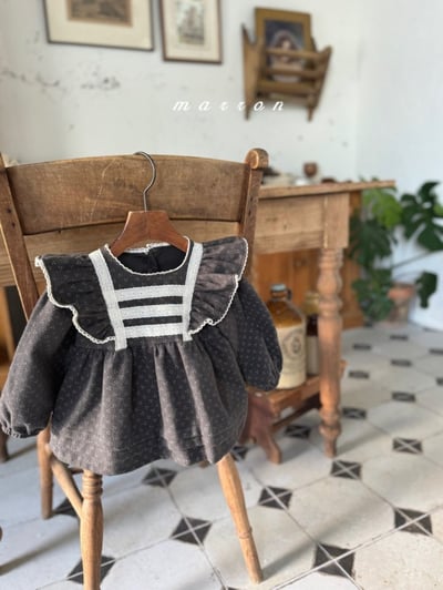 Marron 32｜(1y-6y) 法式碎花荷葉層次襯衫15