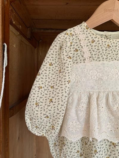 JE616｜(66cm-90cm) 碎花蕾絲背心設計包屁衣22