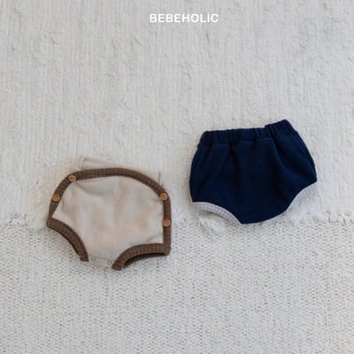 Bebe holic40｜(3m-18m) 滾邊鈕扣包屁褲3
