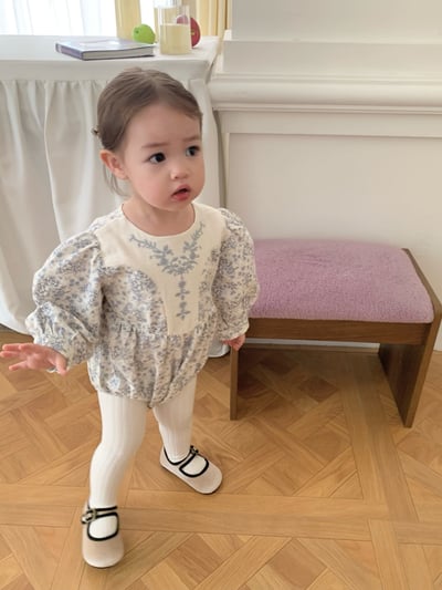 JE596｜(66cm-90cm) 藍色花藤包屁衣2