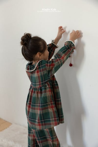 ALADIN22｜(75cm-114cm) 聖誕格紋蕾絲家居套裝6