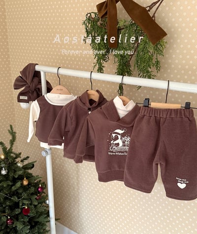 AOSTA65｜(6m-5y) 毛球連帽斗篷9