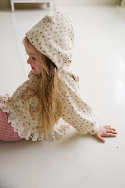 FLO15｜(75-140) 2色蕾絲碎花連帽外套8