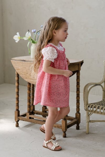 FLO19｜(75-140) 鏤空泡泡袖上衣9