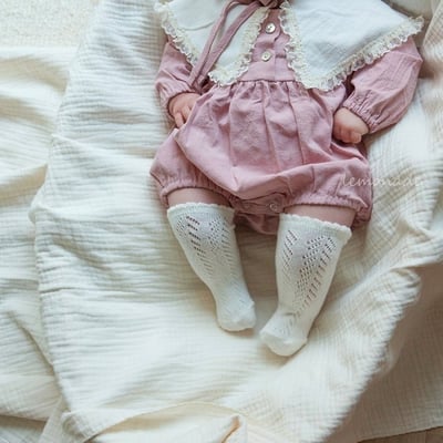 LEMONADE43｜(55cm-85cm) 3色蕾絲花邊翻領包屁衣含帽子3