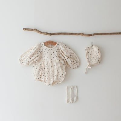 LEMONADE15｜(55cm-85cm) 2色滿滿愛心包屁衣含帽子11