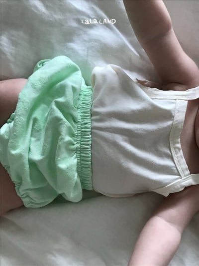 lala land16｜(3m-18m) 2色素面迷你燈籠褲17