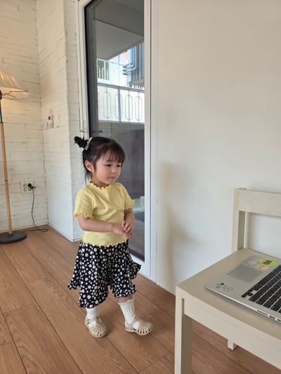 Color07｜(75-115cm) 碎花荷葉下擺七分褲14