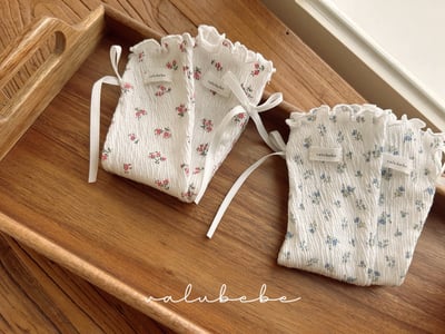 Valubebe 88｜(Free) 花卉絲帶襪3