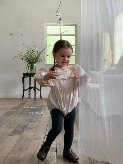 JE474｜(66-90cm) 蕾絲刺繡包屁衣12