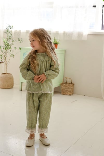 FLO25｜(75-140) 2色田園碎花蕾絲縮口褲2