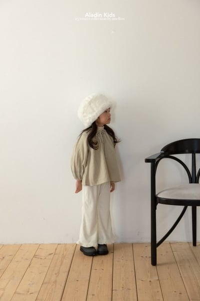 ALADIN03｜(75cm-114cm) 蕾絲壓紋緞帶上衣19