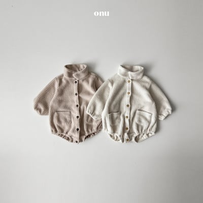 onu 02｜(6m-12m) 針織排扣包屁衣1