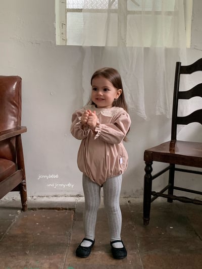 JE570｜(66-90cm) 簡約蕾絲領包屁衣14