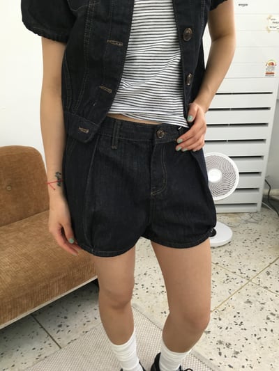 夏季涼感 韓系休閒感 牛仔 抓皺 短褲 (set-up) - 1C8