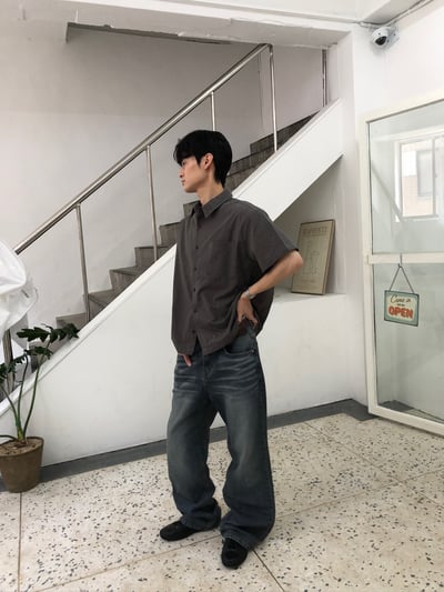 夏日涼感 復古條紋 微短版 短袖襯衫 - 2C11