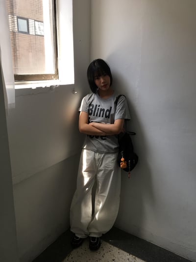 韓女經典氛圍 局部細節點綴 彎刀寬版 長褲 - 3C11