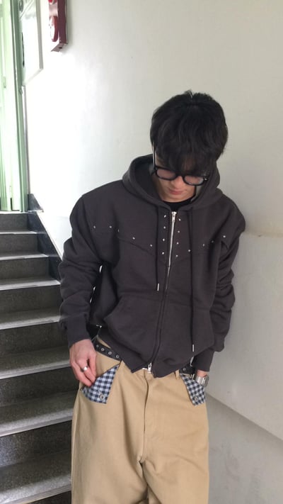 高級棉 銀河星形卯釘 指套 短版 連帽外套 - 3C15