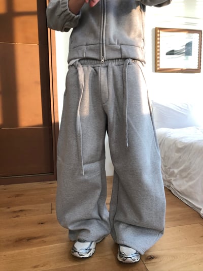 潮流版型霸主 彎刀曲線 休閒 刷毛寬褲 (set-up) - 2C1