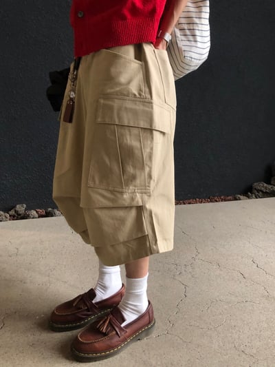 現代首爾 立體抓皺 斜線工裝 7分 短褲 - 2C1