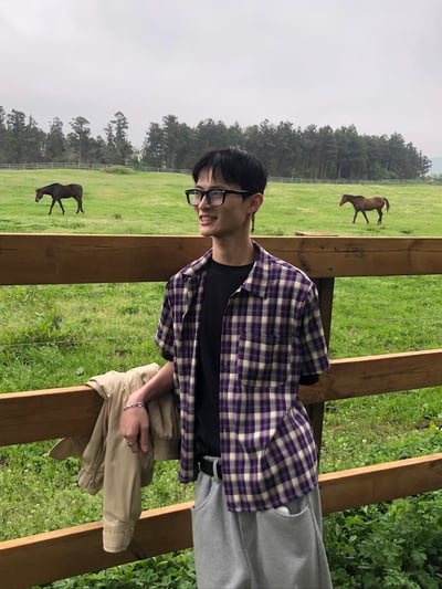 倫敦街頭 親膚涼感 短版 格紋 短袖襯衫 - 4C5