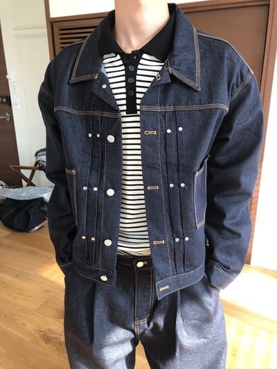 秋冬首選 卯釘細節 多層褶皺 短版 原牛外套 (set-up) - 2C11