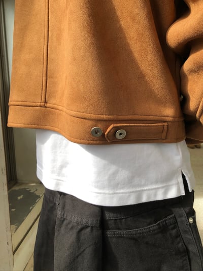 簡約幹練 絨面革 名牌質感 短版 神衣 夾克 - 2C6