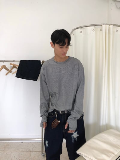 高質感 休閒風 細條紋 層疊穿搭 指套 長袖 - 4C5